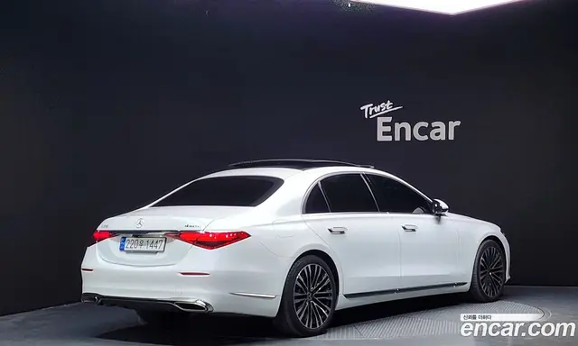 Mercedes-Benz S-Class 2021 4.0 автомат (гидро), миниатюра 2