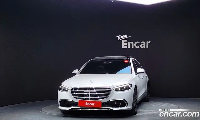 Mercedes-Benz S-Class 2021 4.0 автомат (гидро), миниатюра 3