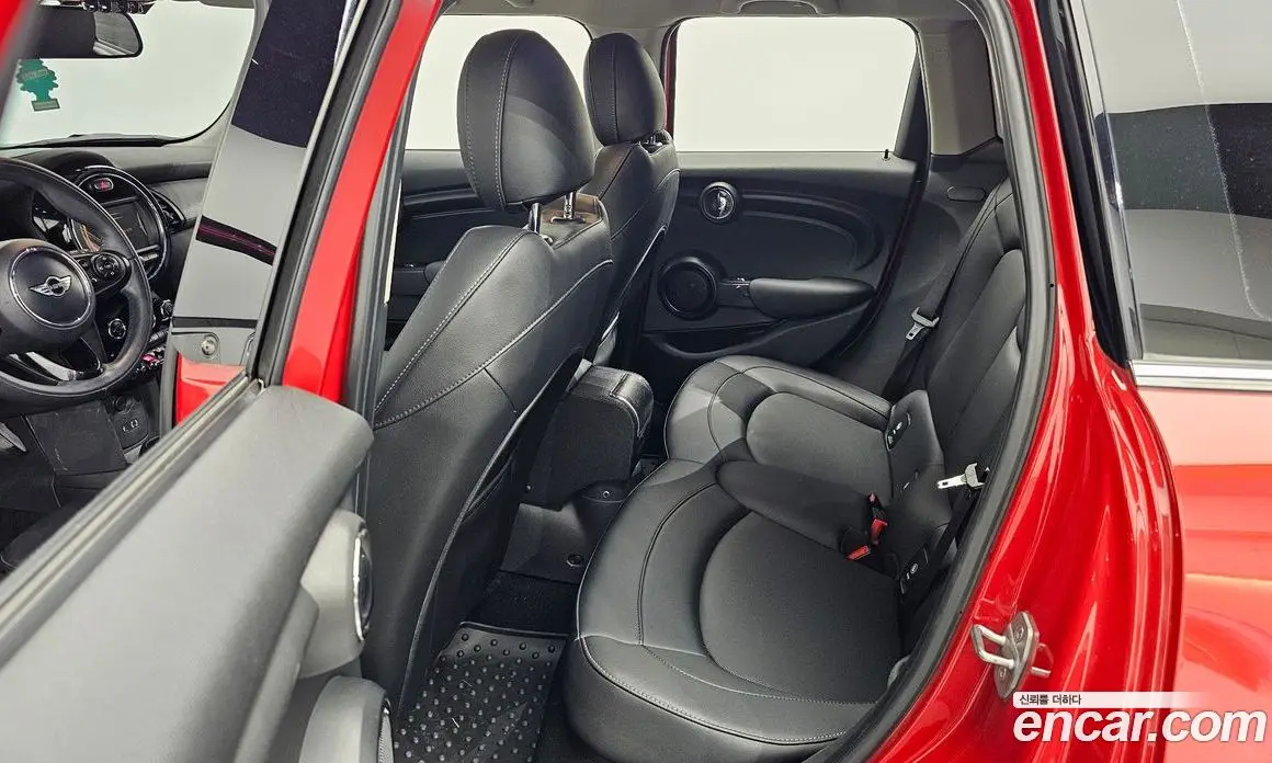 Mini Cooper 2015 1.5 автомат (гидро), фото 12 Mini Cooper 2015 1.5 автомат (гидро), фото 12