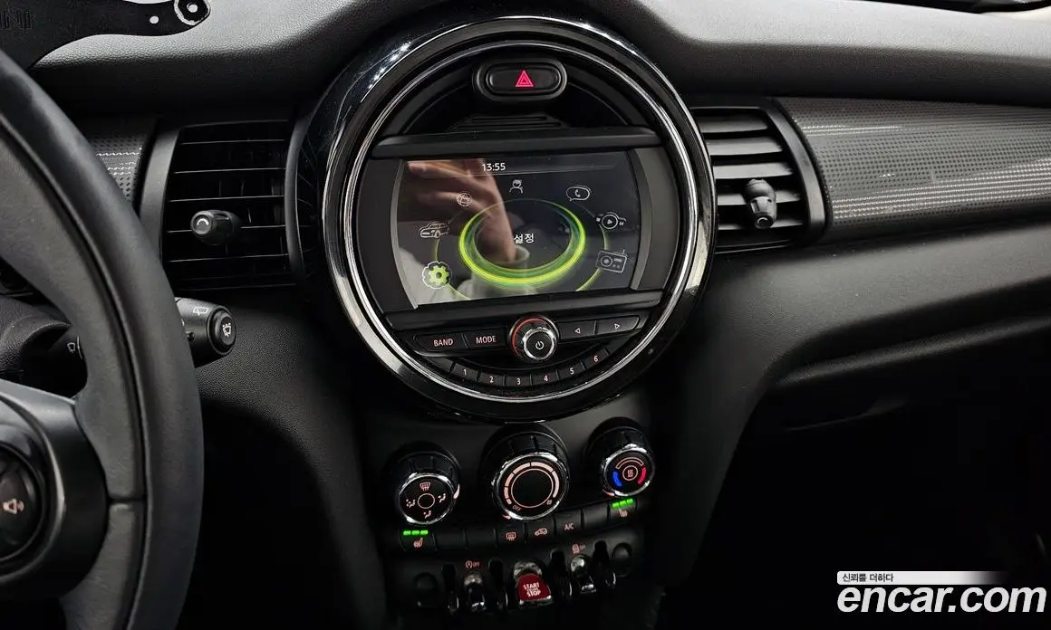 Mini Cooper 2015 1.5 автомат (гидро), фото 14 Mini Cooper 2015 1.5 автомат (гидро), фото 14