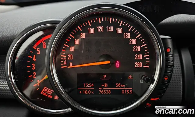 Mini Cooper 2015 1.5 автомат (гидро), миниатюра 8 Mini Cooper 2015 1.5 автомат (гидро), миниатюра 8