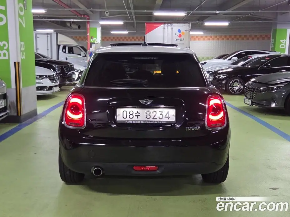 Mini Cooper 2017 1.5 автомат (гидро), фото 4 Mini Cooper 2017 1.5 автомат (гидро), фото 4