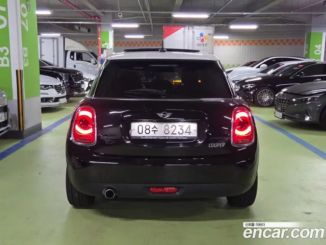 Mini Cooper 2017 1.5 автомат (гидро), миниатюра 4 Mini Cooper 2017 1.5 автомат (гидро), миниатюра 4