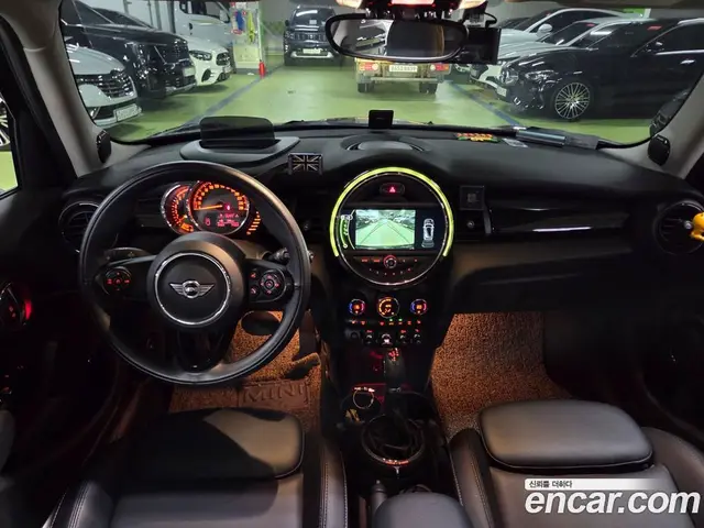 Mini Cooper 2017 1.5 автомат (гидро), миниатюра 7 Mini Cooper 2017 1.5 автомат (гидро), миниатюра 7