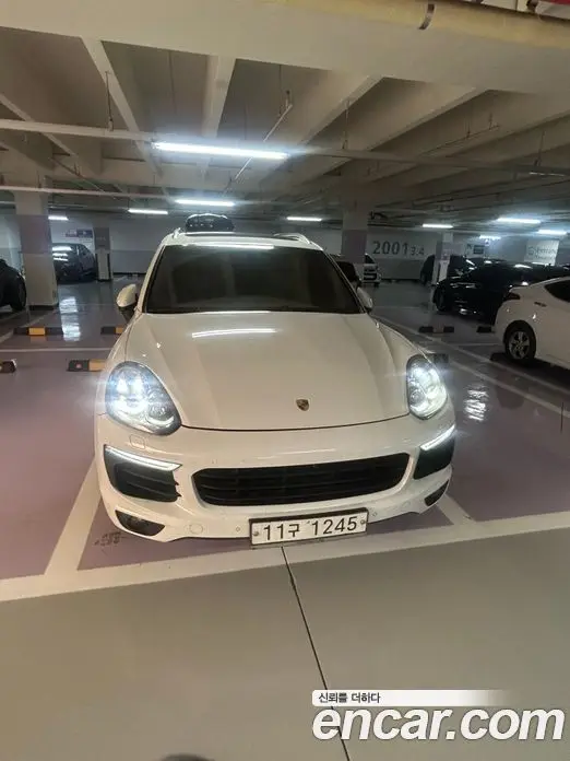 Porsche Cayenne 2015 3.0 автомат (гидро), миниатюра 3 Porsche Cayenne 2015 3.0 автомат (гидро), миниатюра 3