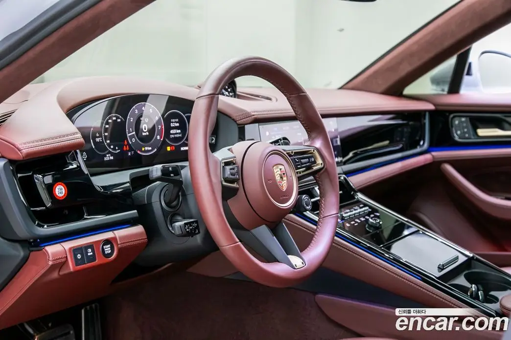 Porsche Panamera 2025 4.0 автомат (гидро), фото 11 Porsche Panamera 2025 4.0 автомат (гидро), фото 11