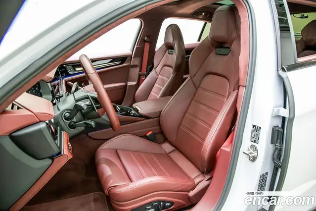 Porsche Panamera 2025 4.0 автомат (гидро), миниатюра 12
