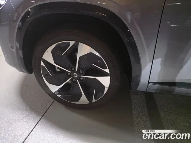 Renault (Samsung) Grand Koleos 2025 2.0 автомат (гидро), миниатюра 8 Renault (Samsung) Grand Koleos 2025 2.0 автомат (гидро), миниатюра 8