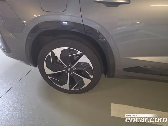 Renault (Samsung) Grand Koleos 2025 2.0 автомат (гидро), миниатюра 10 Renault (Samsung) Grand Koleos 2025 2.0 автомат (гидро), миниатюра 10