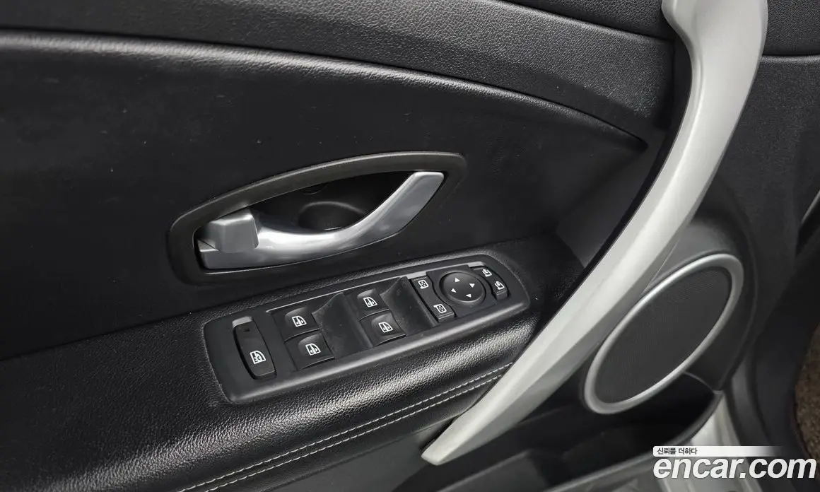 Renault (Samsung) SM3 2010 1.6 автомат (гидро), фото 14 Renault (Samsung) SM3 2010 1.6 автомат (гидро), фото 14