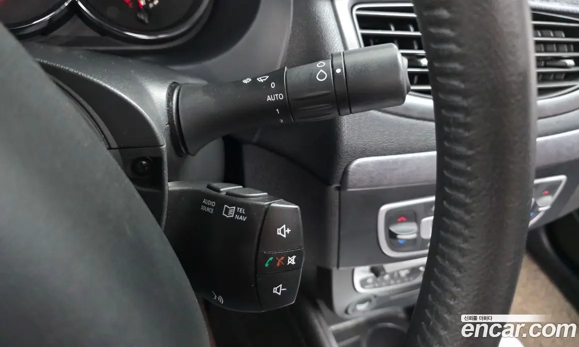 Renault (Samsung) SM3 2010 1.6 автомат (гидро), фото 17 Renault (Samsung) SM3 2010 1.6 автомат (гидро), фото 17