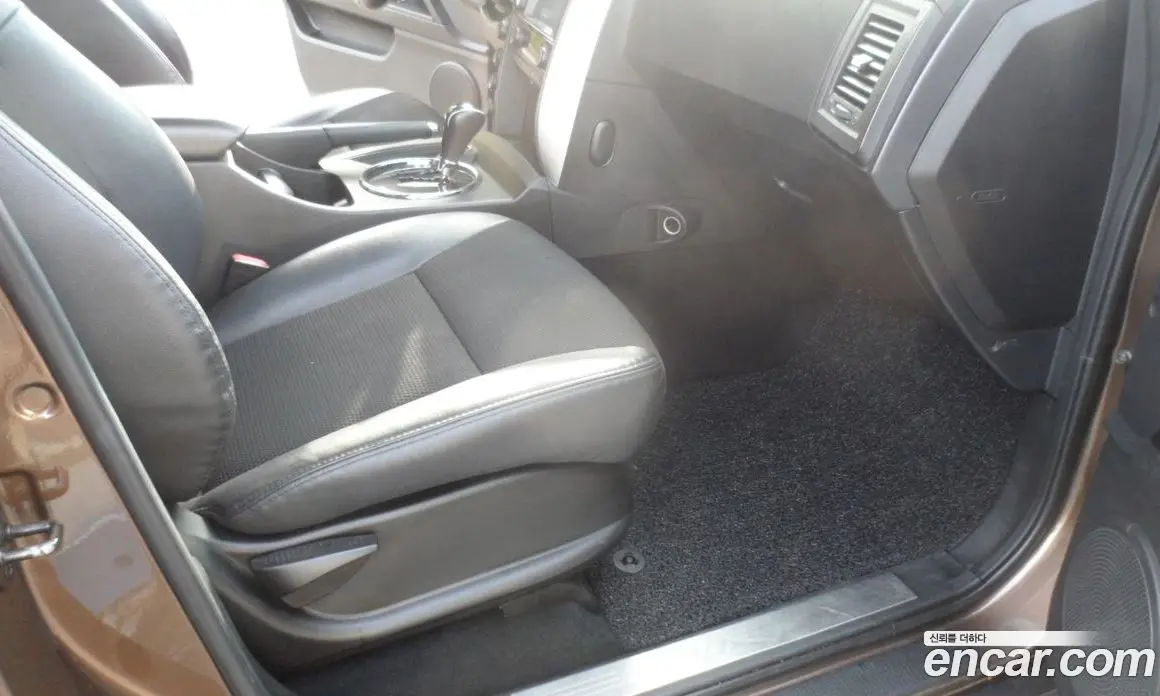 SsangYong Korando 2013 2.0 автомат (гидро), фото 7 SsangYong Korando 2013 2.0 автомат (гидро), фото 7