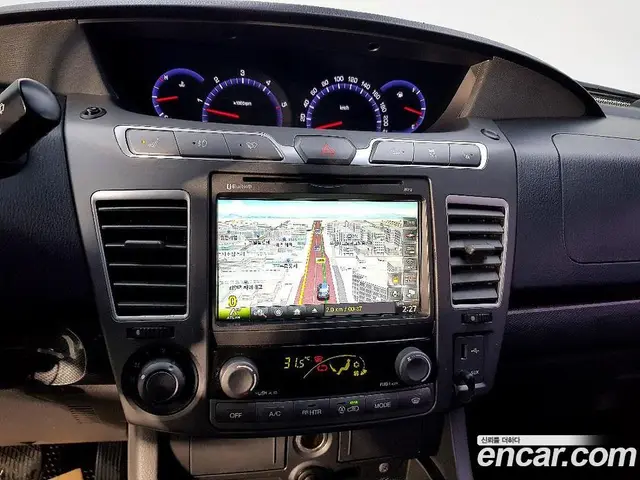 SsangYong Korando 2013 2.0 автомат (гидро), миниатюра 12