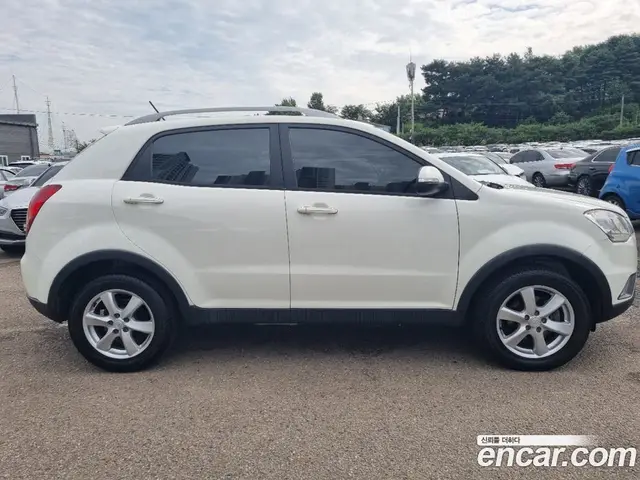 SsangYong Korando 2013 2.0 механика, миниатюра 8