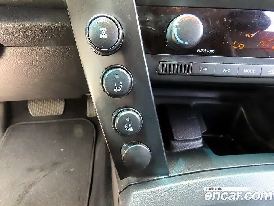 SsangYong Korando 2014 2.0 автомат (гидро), фото 13
