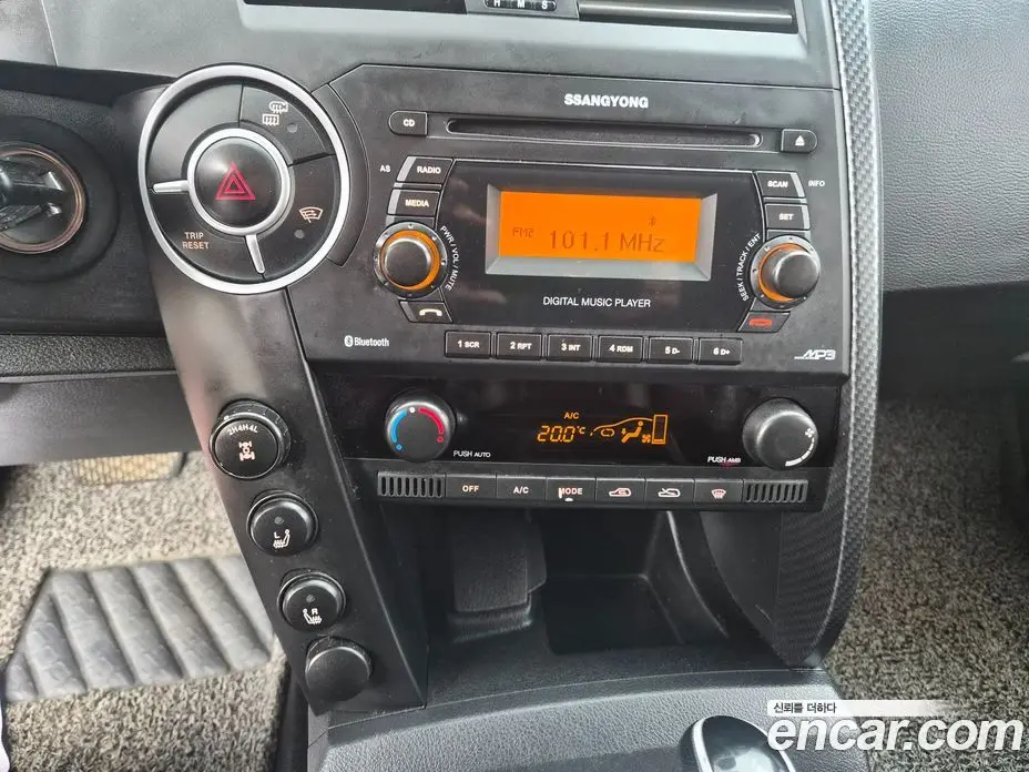 SsangYong Korando 2015 2.0 автомат (гидро), фото 14 SsangYong Korando 2015 2.0 автомат (гидро), фото 14