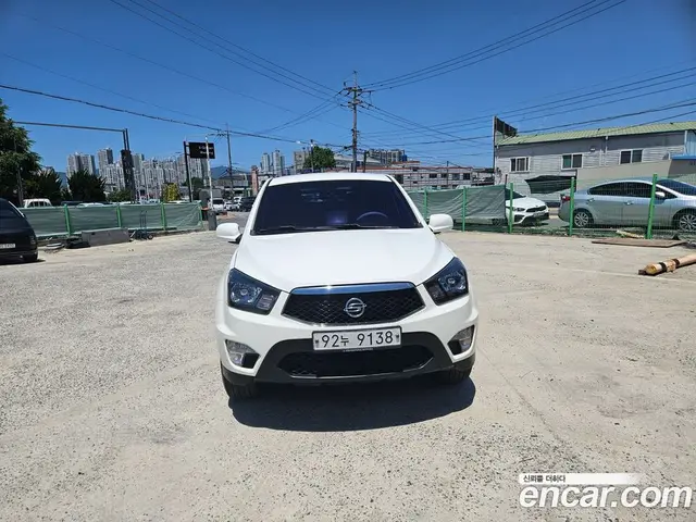 SsangYong Korando 2016 2.0 автомат (гидро), миниатюра 3