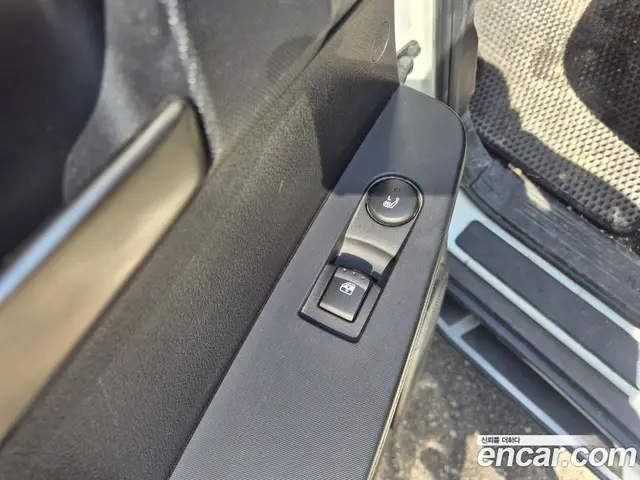SsangYong Korando 2016 2.0 автомат (гидро), миниатюра 9 SsangYong Korando 2016 2.0 автомат (гидро), миниатюра 9