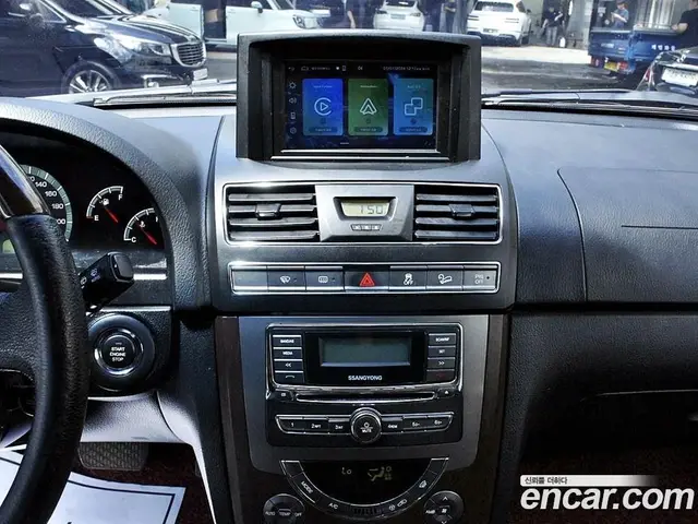 SsangYong Rexton 2013 2.0 автомат (гидро), миниатюра 10 SsangYong Rexton 2013 2.0 автомат (гидро), миниатюра 10