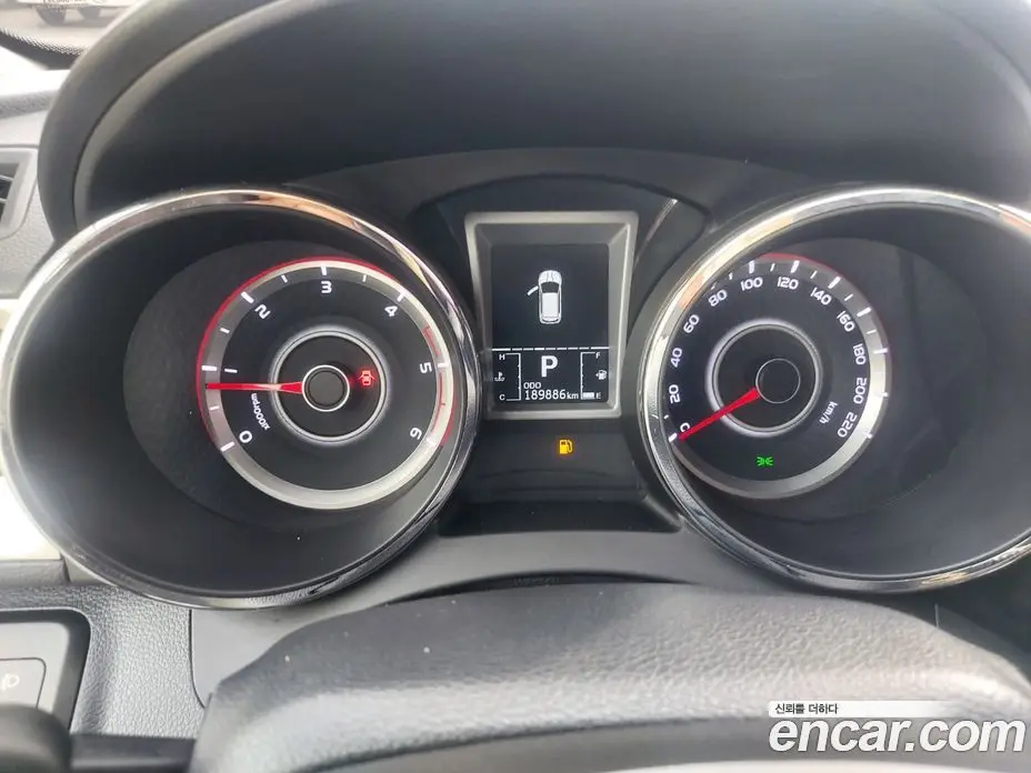 SsangYong TIBOLI 2015 1.6 автомат (гидро), фото 13