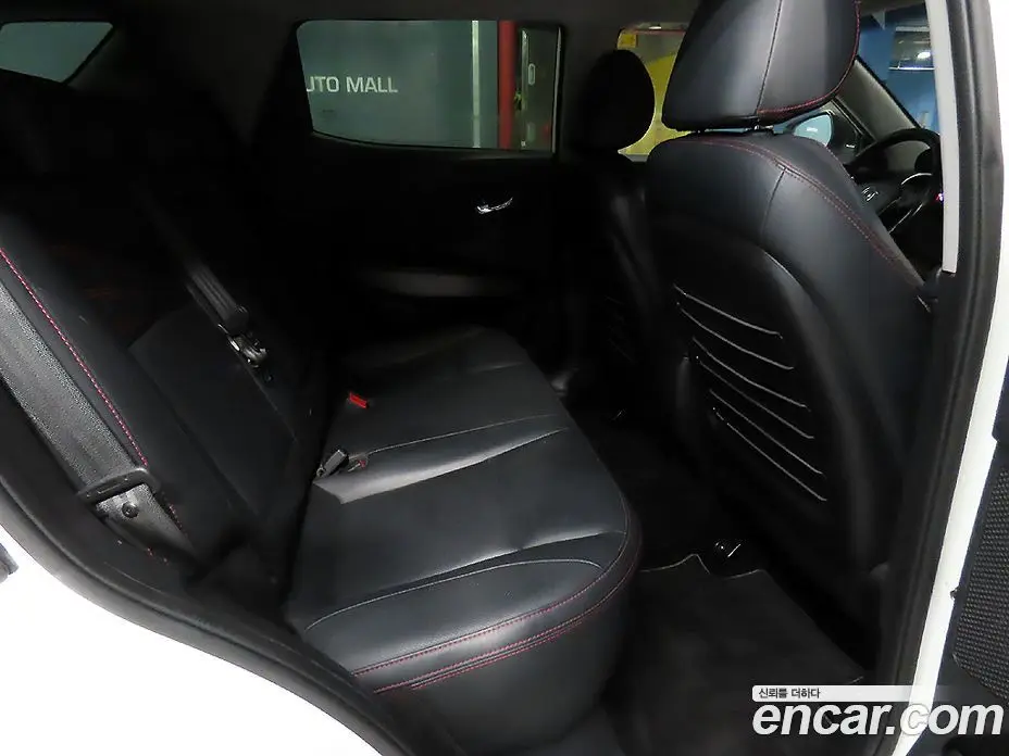 SsangYong TIBOLI 2016 1.6 автомат (гидро), фото 9