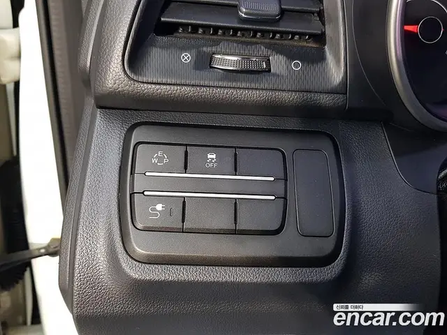 SsangYong TIBOLI 2016 1.6 автомат (гидро), миниатюра 11