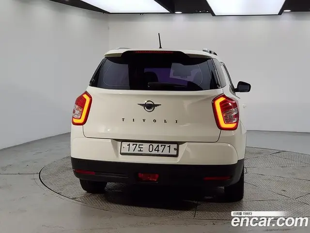 SsangYong TIBOLI 2016 1.6 автомат (гидро), миниатюра 3