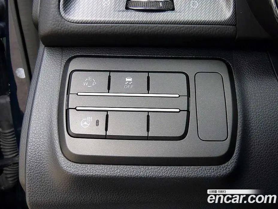SsangYong TIBOLI 2017 1.6 автомат (гидро), фото 12