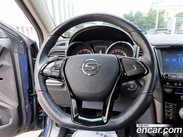 SsangYong TIBOLI 2017 1.6 автомат (гидро), миниатюра 8