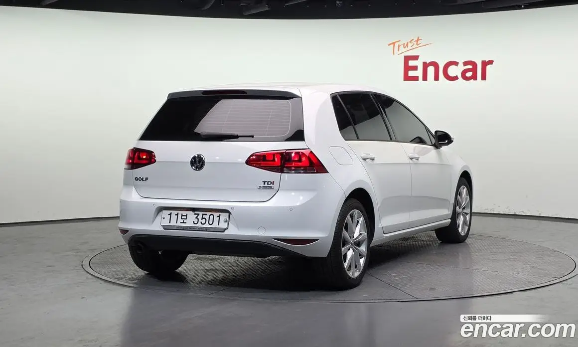 Volkswagen Golf 2015 1.6 автомат (гидро), фото 2 Volkswagen Golf 2015 1.6 автомат (гидро), фото 2
