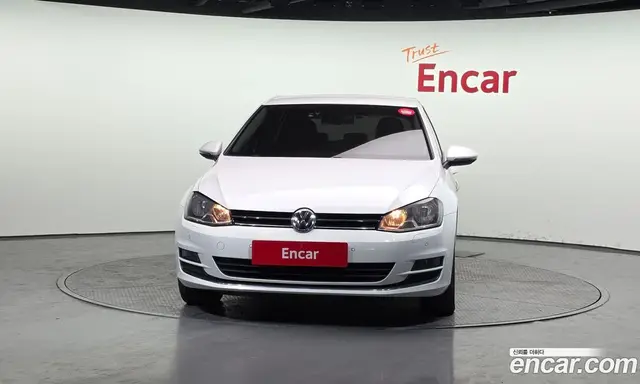 Volkswagen Golf 2015 1.6 автомат (гидро), миниатюра 3 Volkswagen Golf 2015 1.6 автомат (гидро), миниатюра 3
