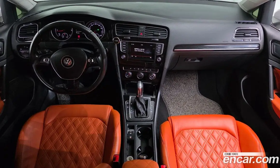 Volkswagen Golf 2015 1.6 автомат (гидро), фото 7 Volkswagen Golf 2015 1.6 автомат (гидро), фото 7