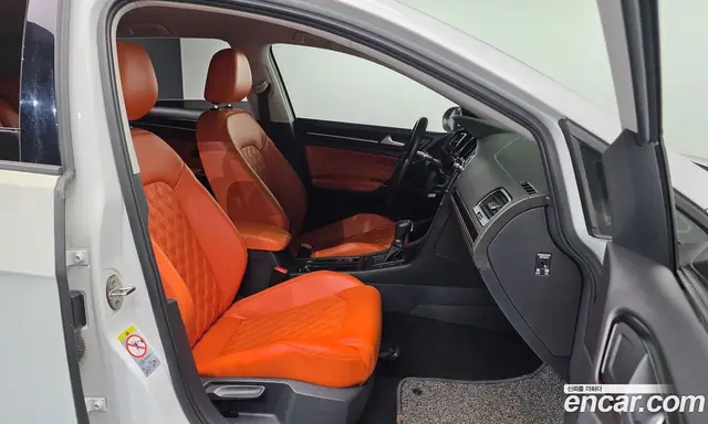 Volkswagen Golf 2015 1.6 автомат (гидро), миниатюра 10 Volkswagen Golf 2015 1.6 автомат (гидро), миниатюра 10