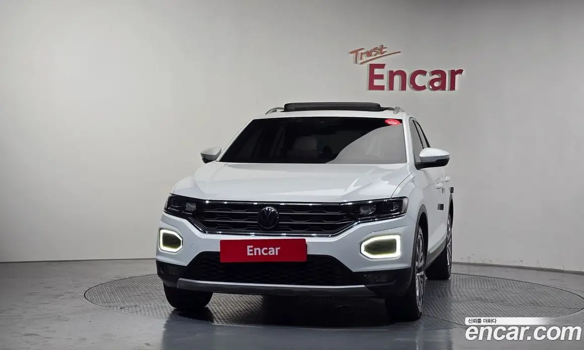 Volkswagen T-Roc 2021 2.0 автомат (гидро), фото 3 Volkswagen T-Roc 2021 2.0 автомат (гидро), фото 3