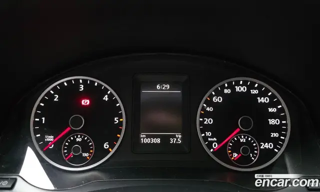 Volkswagen Tiguan 2014 2.0 автомат (гидро), миниатюра 8