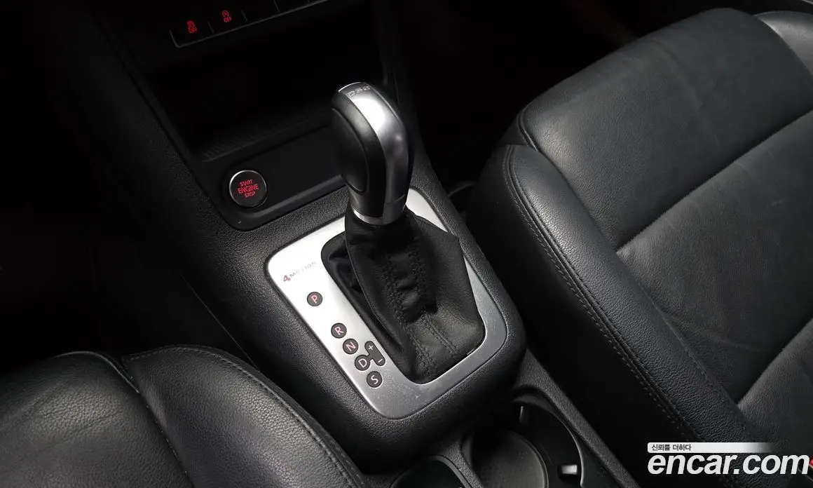 Volkswagen Tiguan 2014 2.0 автомат (гидро), фото 9