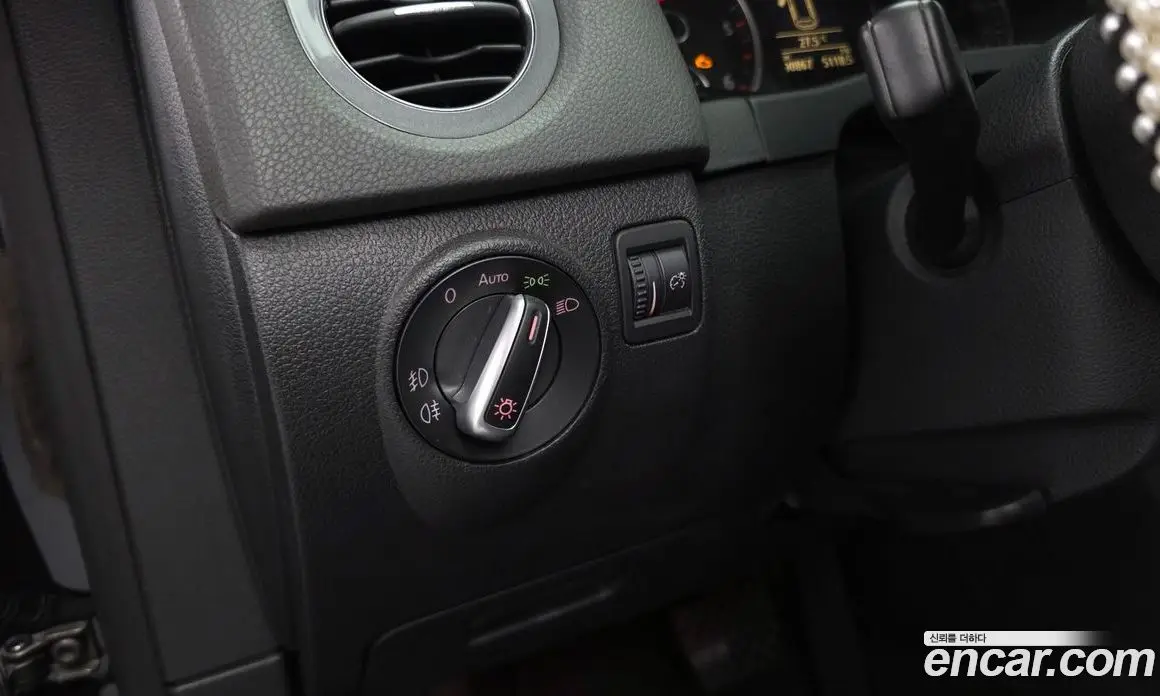 Volkswagen Tiguan 2015 2.0 автомат (гидро), фото 17