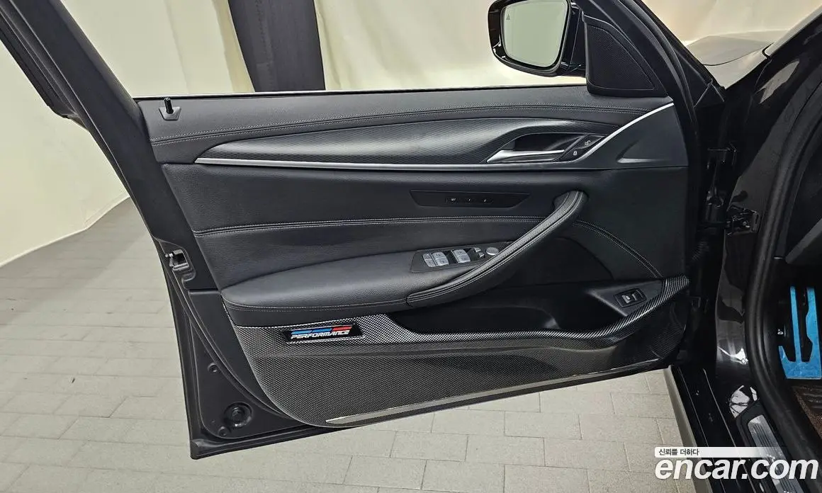 BMW 5 серия 2023 2.0 автомат (гидро), фото 13
