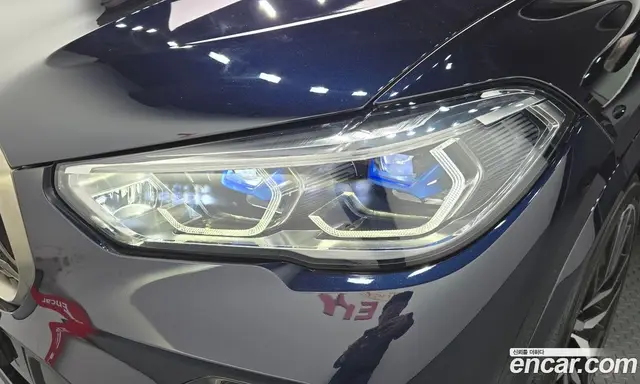 BMW X5 2021 4.4 автомат (гидро), миниатюра 8