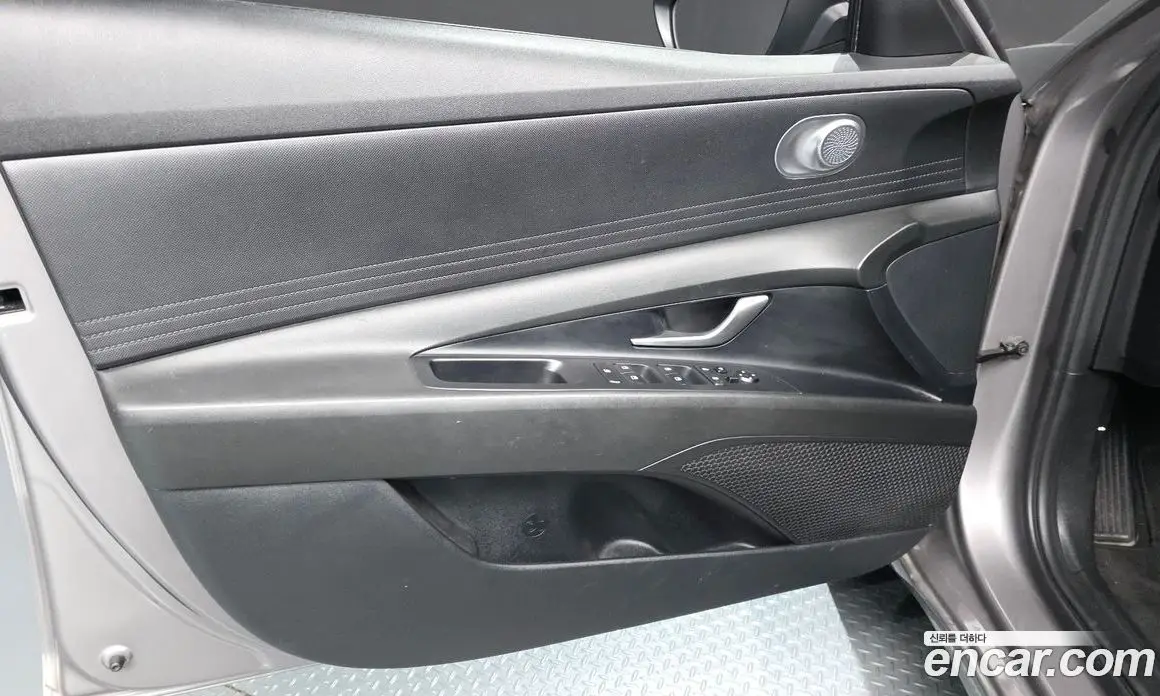 Hyundai Avante 2021 1.6 автомат (гидро), фото 14