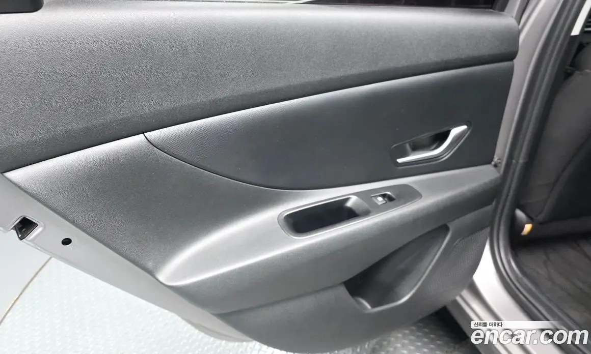 Hyundai Avante 2021 1.6 автомат (гидро), фото 15