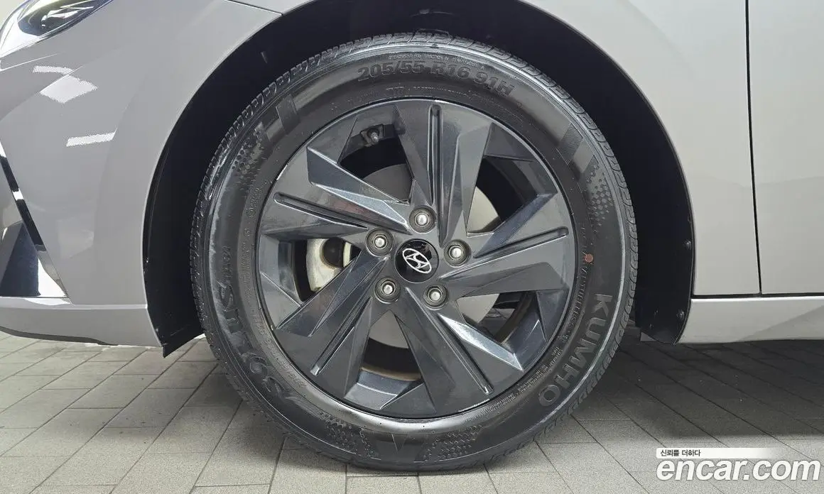 Hyundai Avante 2022 1.6 автомат (гидро), фото 5 Hyundai Avante 2022 1.6 автомат (гидро), фото 5