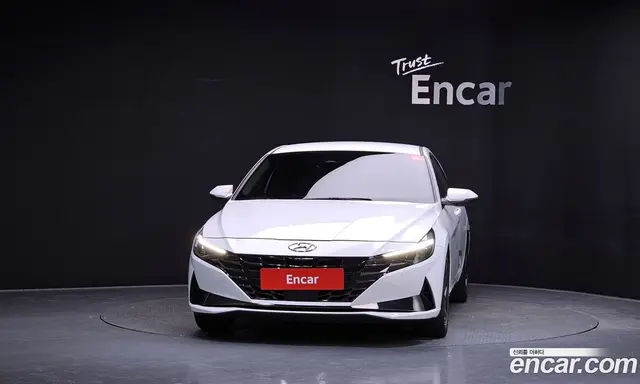 Hyundai Avante 2023 1.6 автомат (гидро), миниатюра 3 Hyundai Avante 2023 1.6 автомат (гидро), миниатюра 3