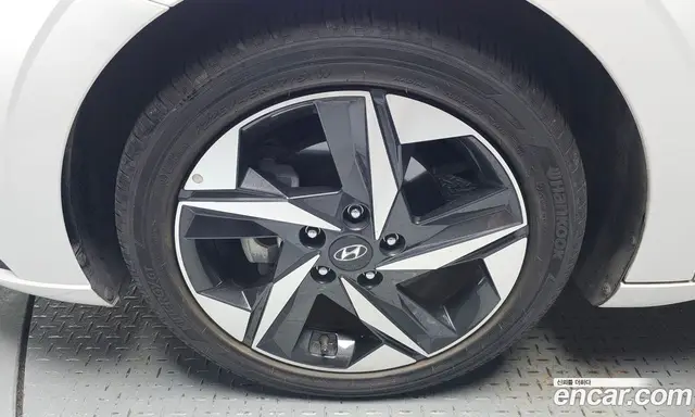 Hyundai Avante 2023 1.6 автомат (гидро), миниатюра 5 Hyundai Avante 2023 1.6 автомат (гидро), миниатюра 5