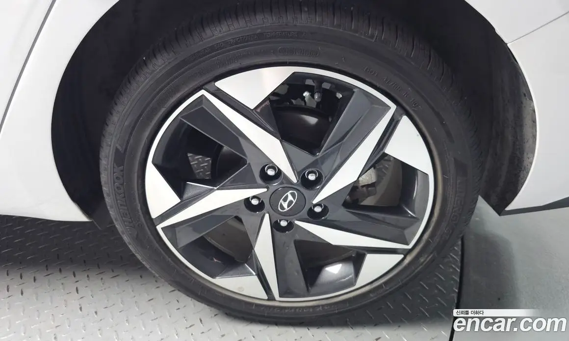 Hyundai Avante 2023 1.6 автомат (гидро), фото 7 Hyundai Avante 2023 1.6 автомат (гидро), фото 7