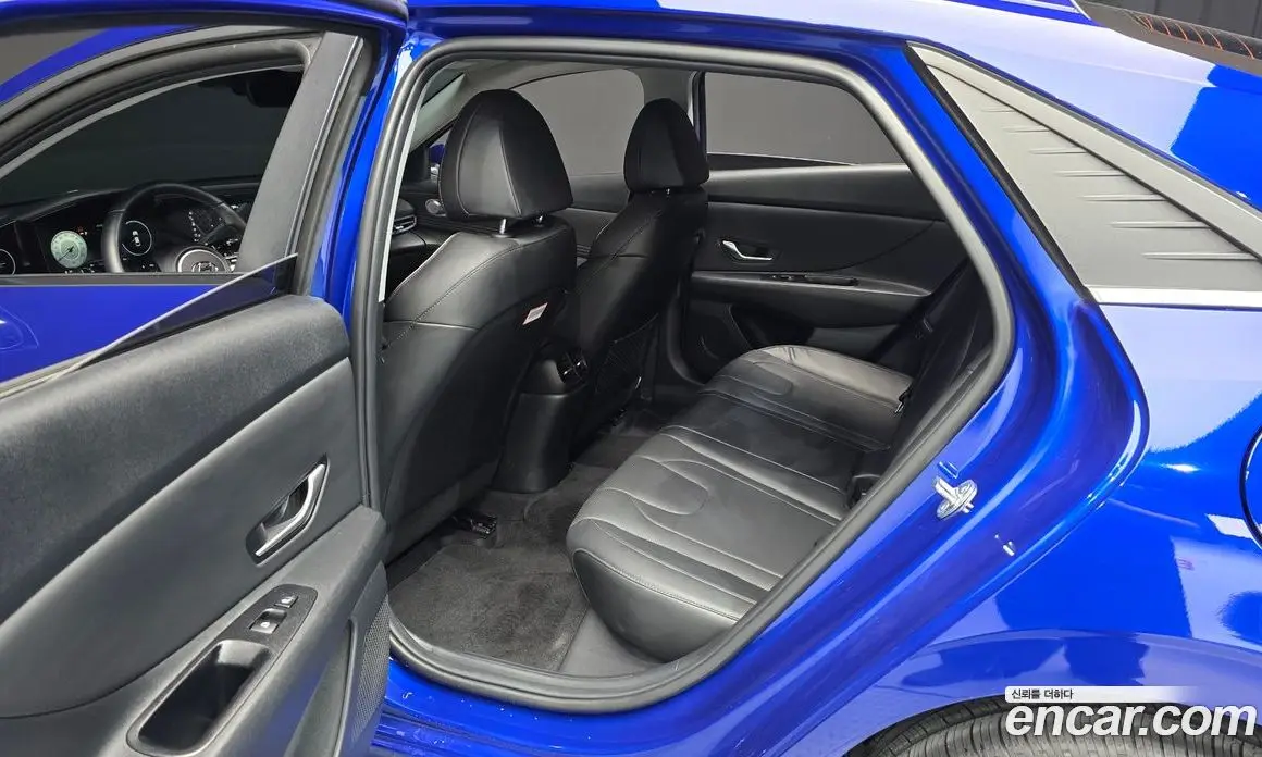 Hyundai Avante 2023 1.6 автомат (гидро), фото 11 Hyundai Avante 2023 1.6 автомат (гидро), фото 11