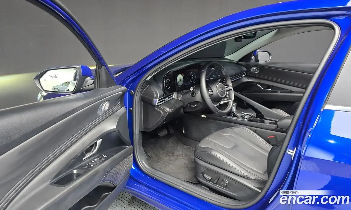 Hyundai Avante 2023 1.6 автомат (гидро), фото 10 Hyundai Avante 2023 1.6 автомат (гидро), фото 10
