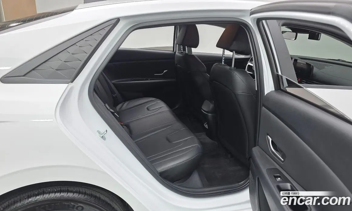 Hyundai Avante 2024 1.6 автомат (гидро), фото 11 Hyundai Avante 2024 1.6 автомат (гидро), фото 11