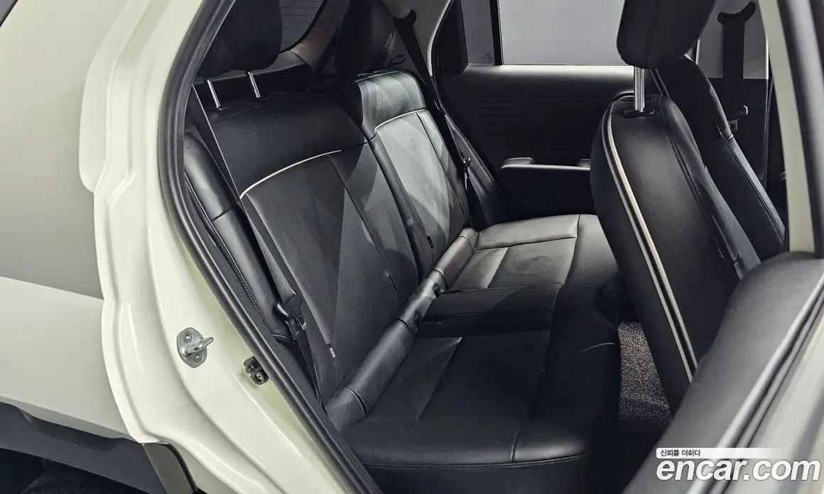 Hyundai Casper 2023 1.0 автомат (гидро), фото 17