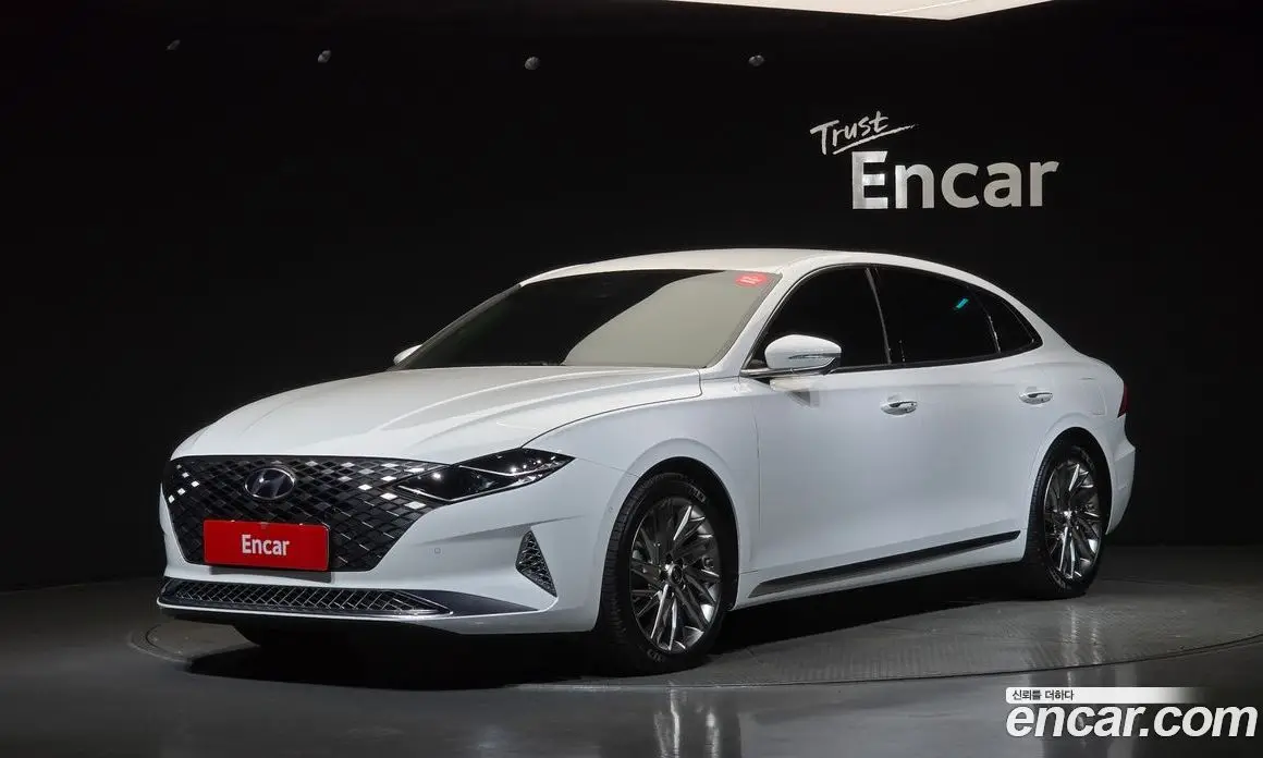 Hyundai Grandeur 2022 3.3 автомат (гидро), фото 1